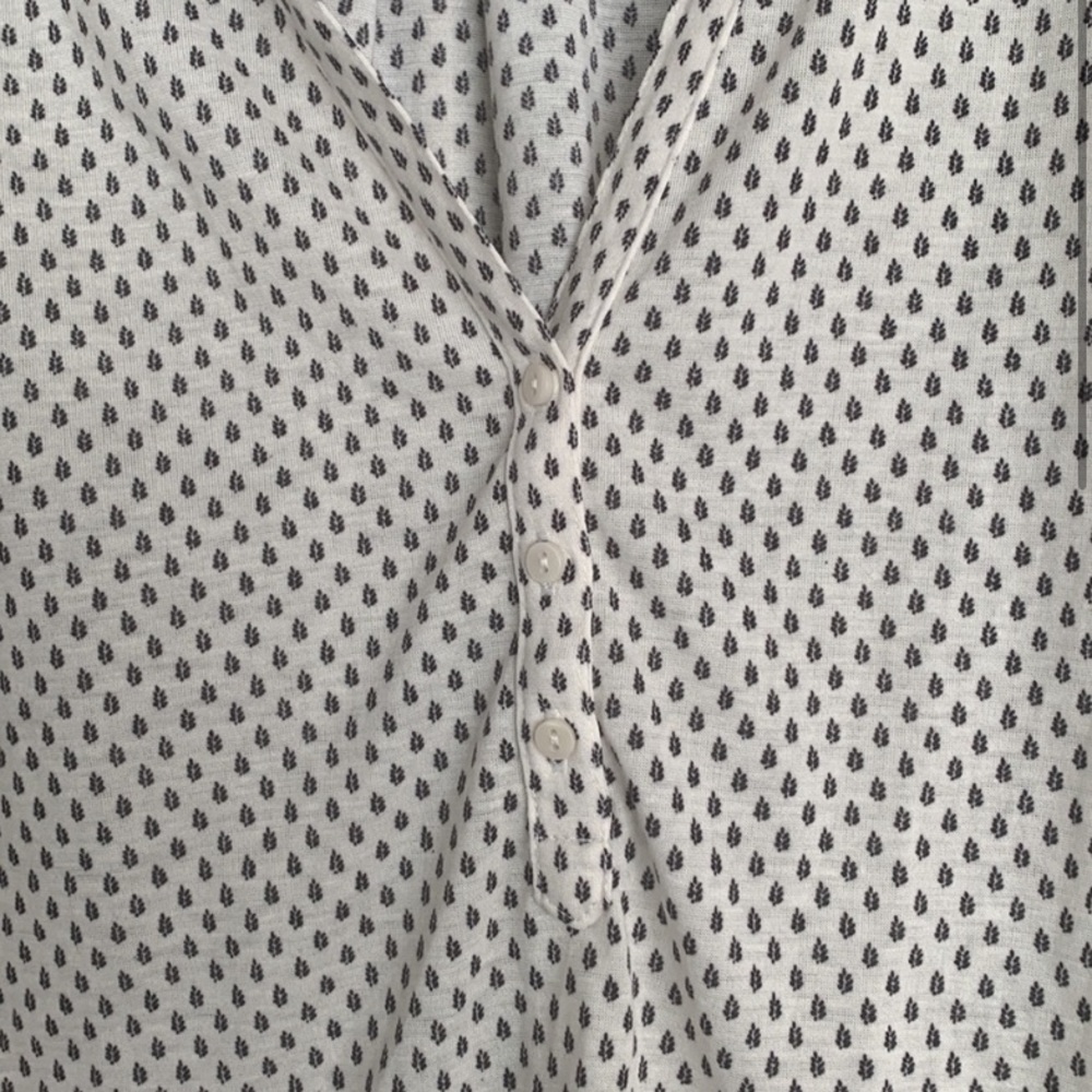 H&M Blouse - Picture 2 of 4